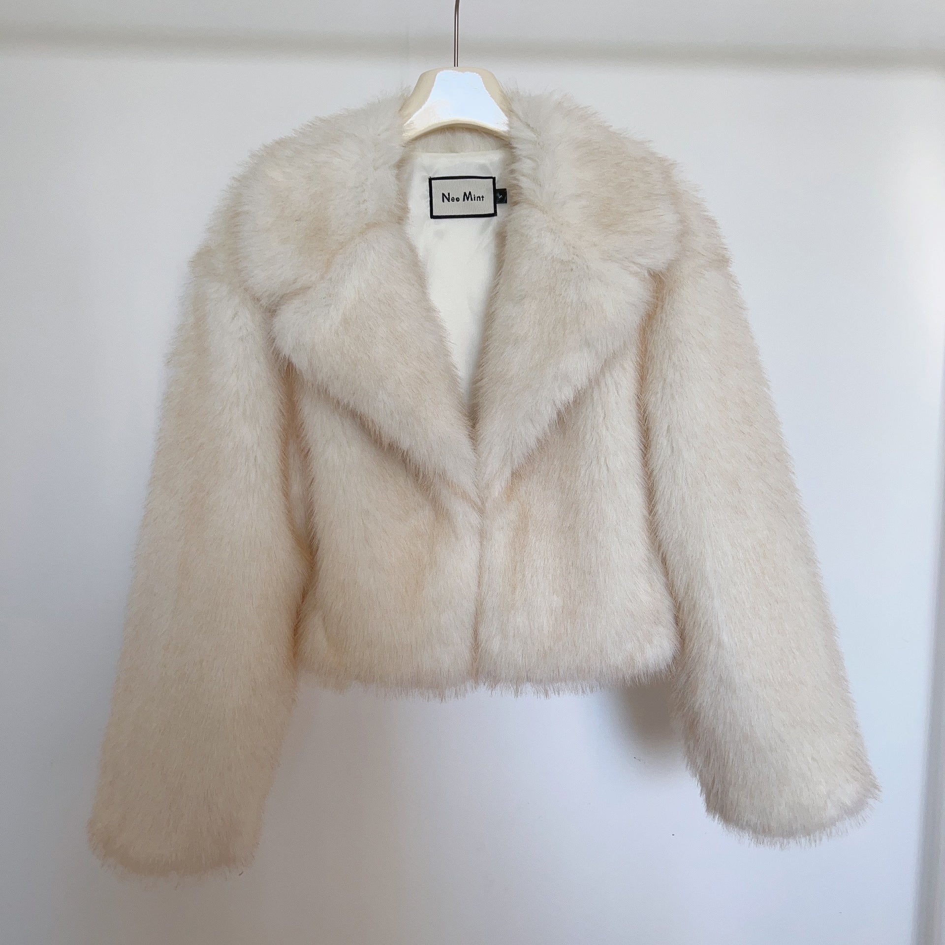 Fashion Loose Lapels Fur Coat Women&