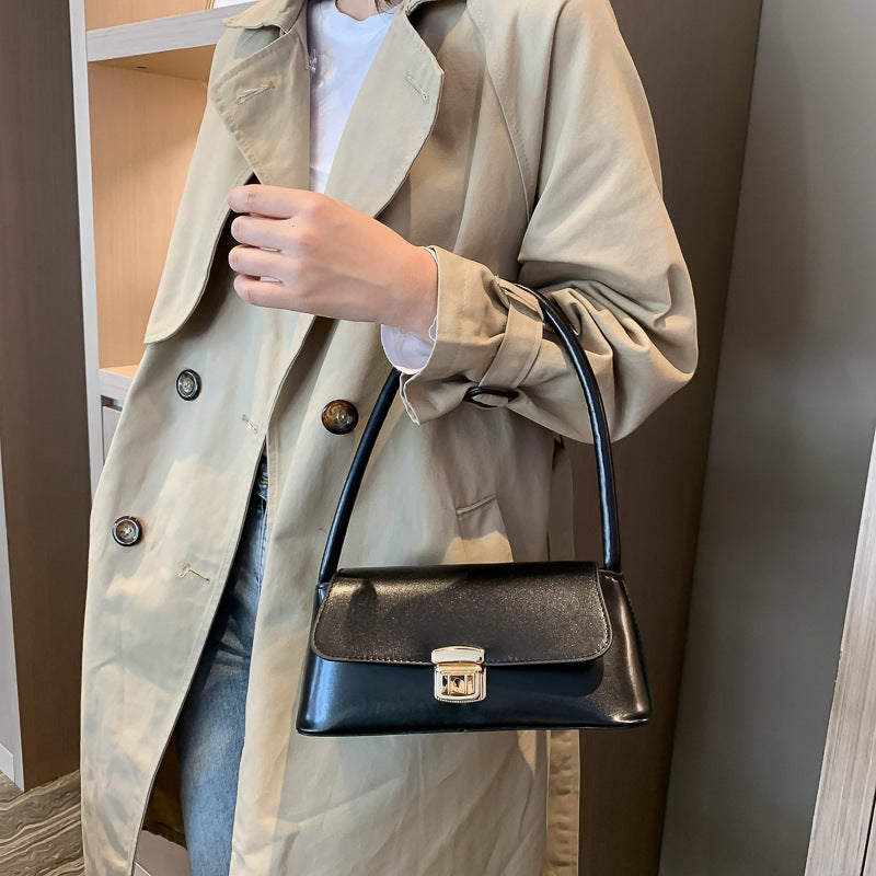 Retro Ladies New Personality Hand-carrying Small Satchel