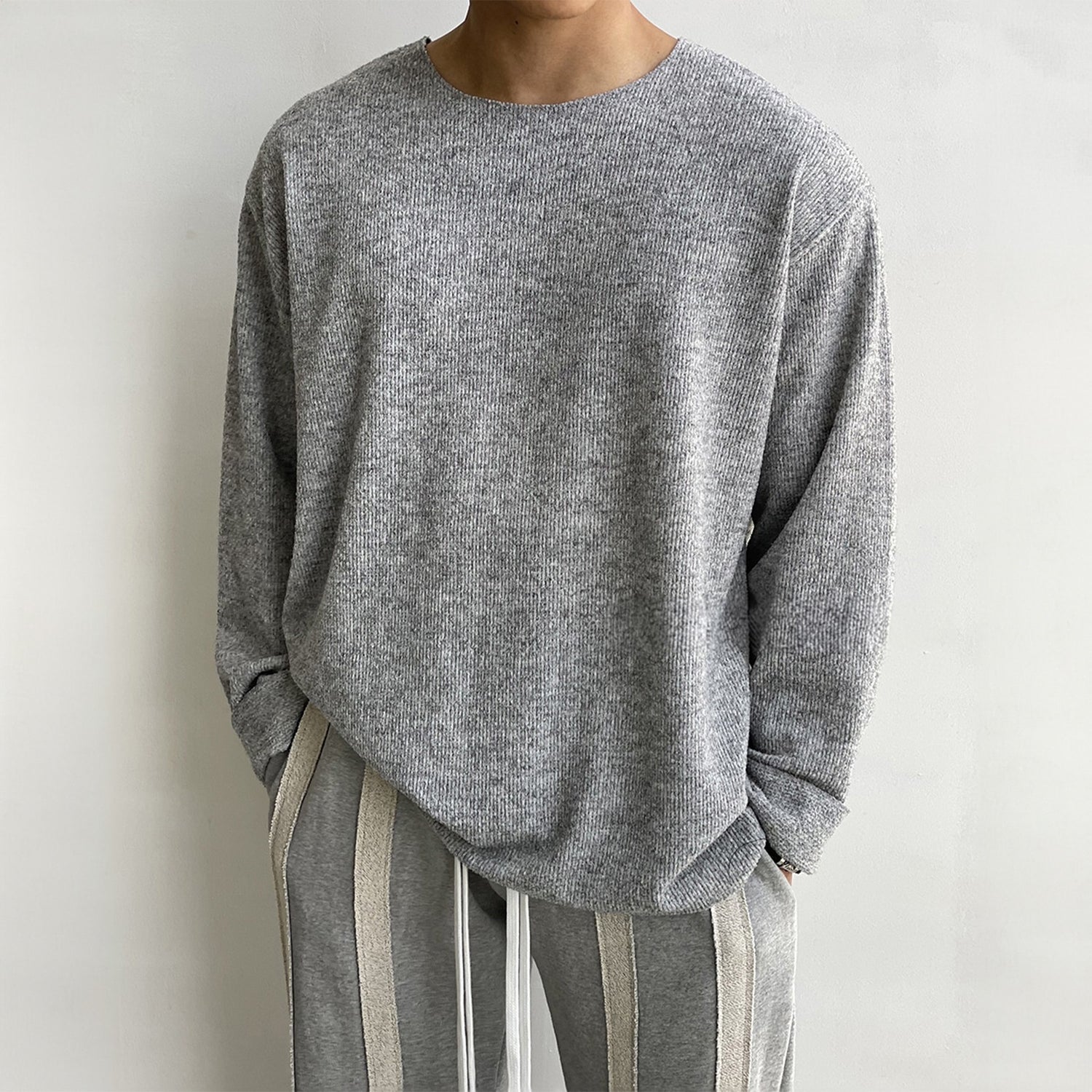 Round Neck Loose Casual White Sweater Long Sleeve Men&
