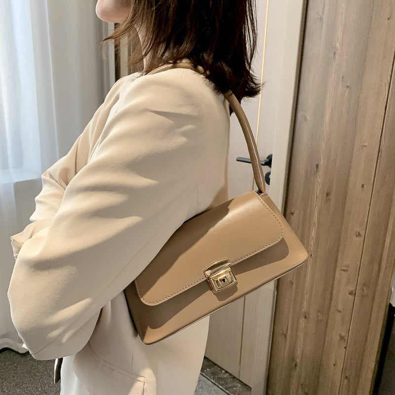 Retro Ladies New Personality Hand-carrying Small Satchel